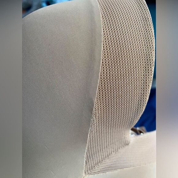 All. YOu.
LIVELY Womens Bra
36DD - Picture 5 of 7